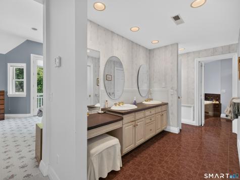 53 High Meadows Lane Norwich CT 06360