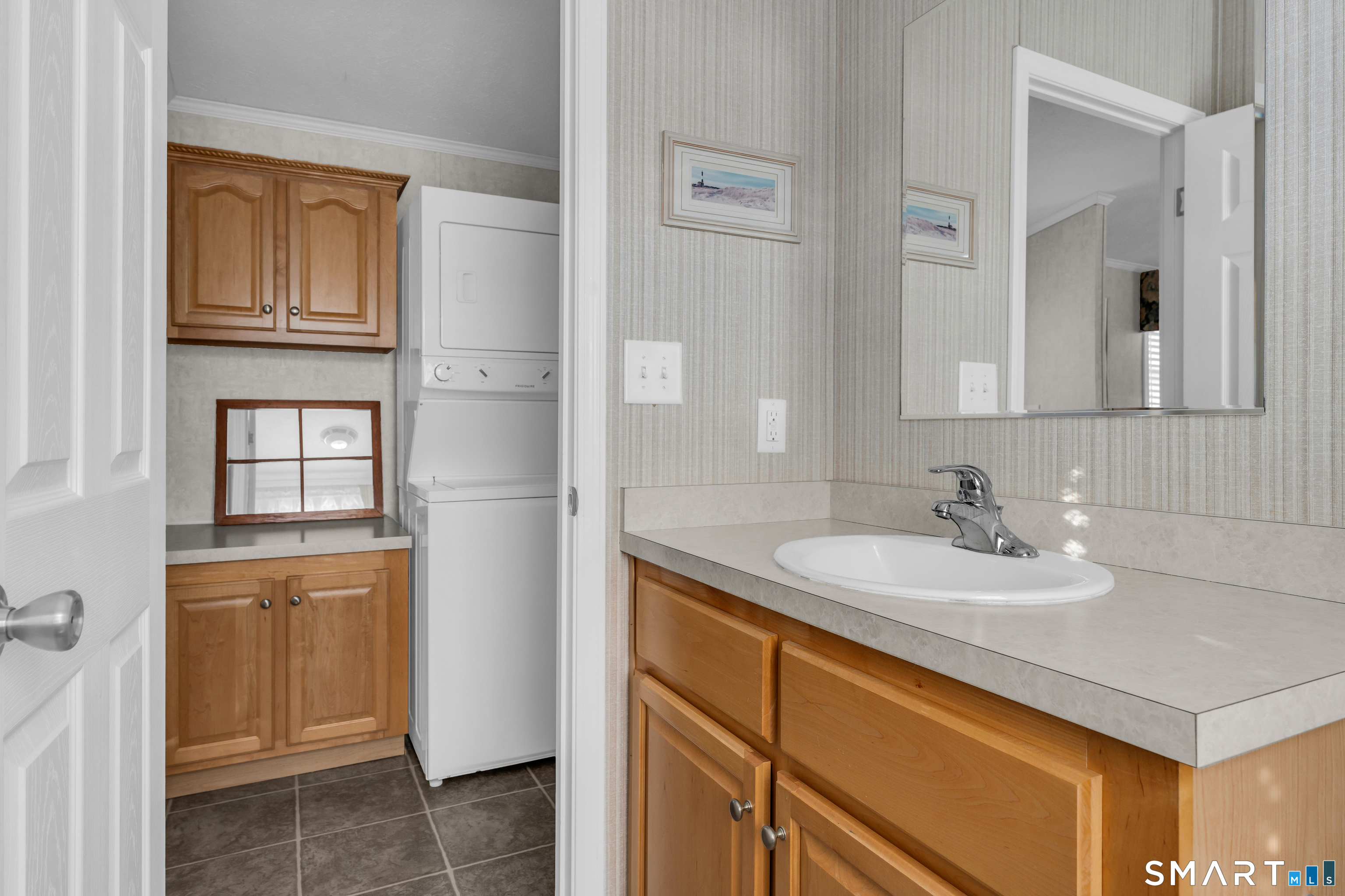 1 Jensen Court Southington CT 06489