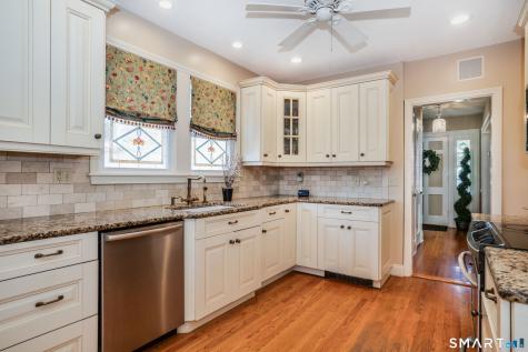 469 Fern Street West Hartford CT 06107