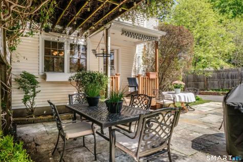 469 Fern Street West Hartford CT 06107