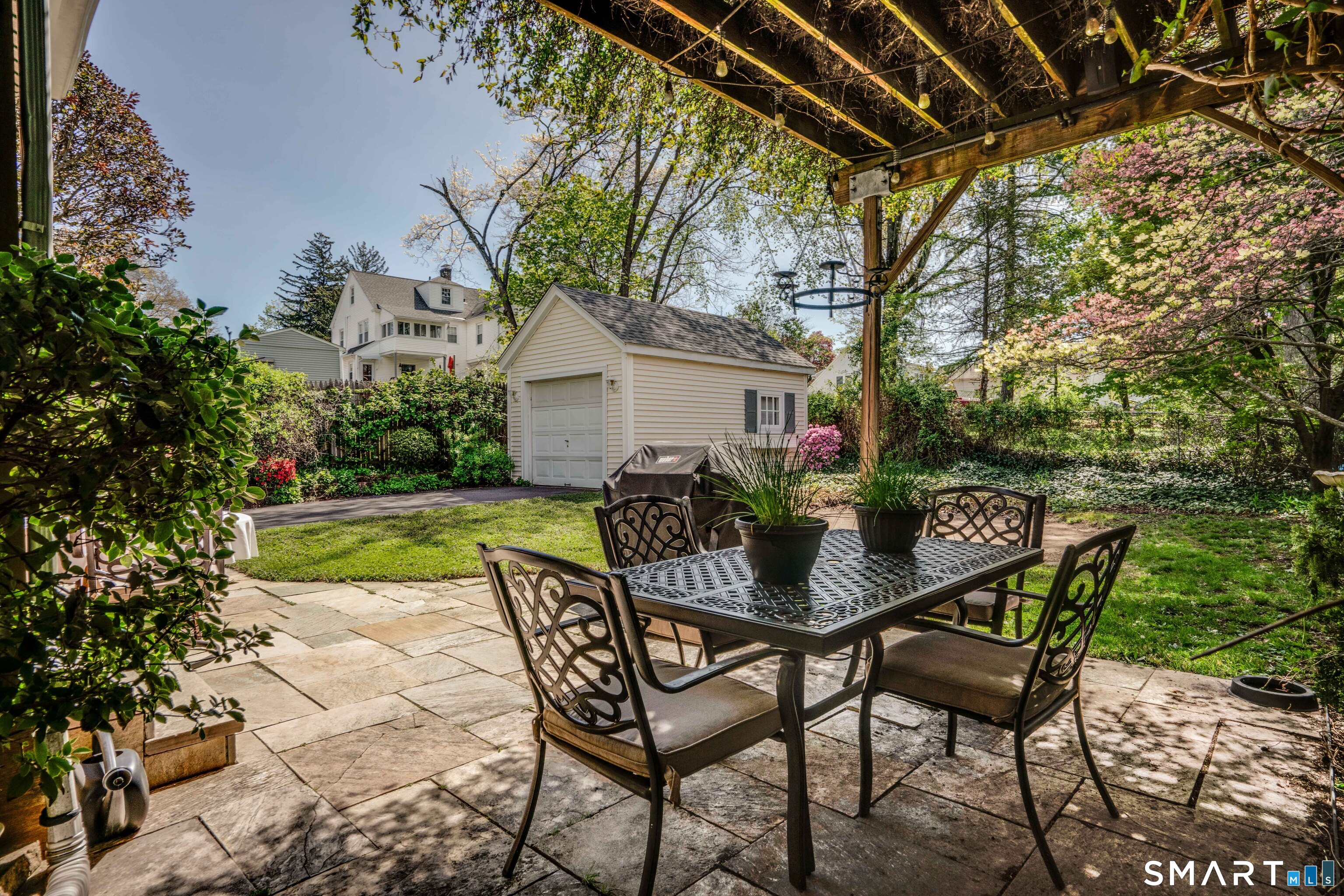 469 Fern Street West Hartford CT 06107