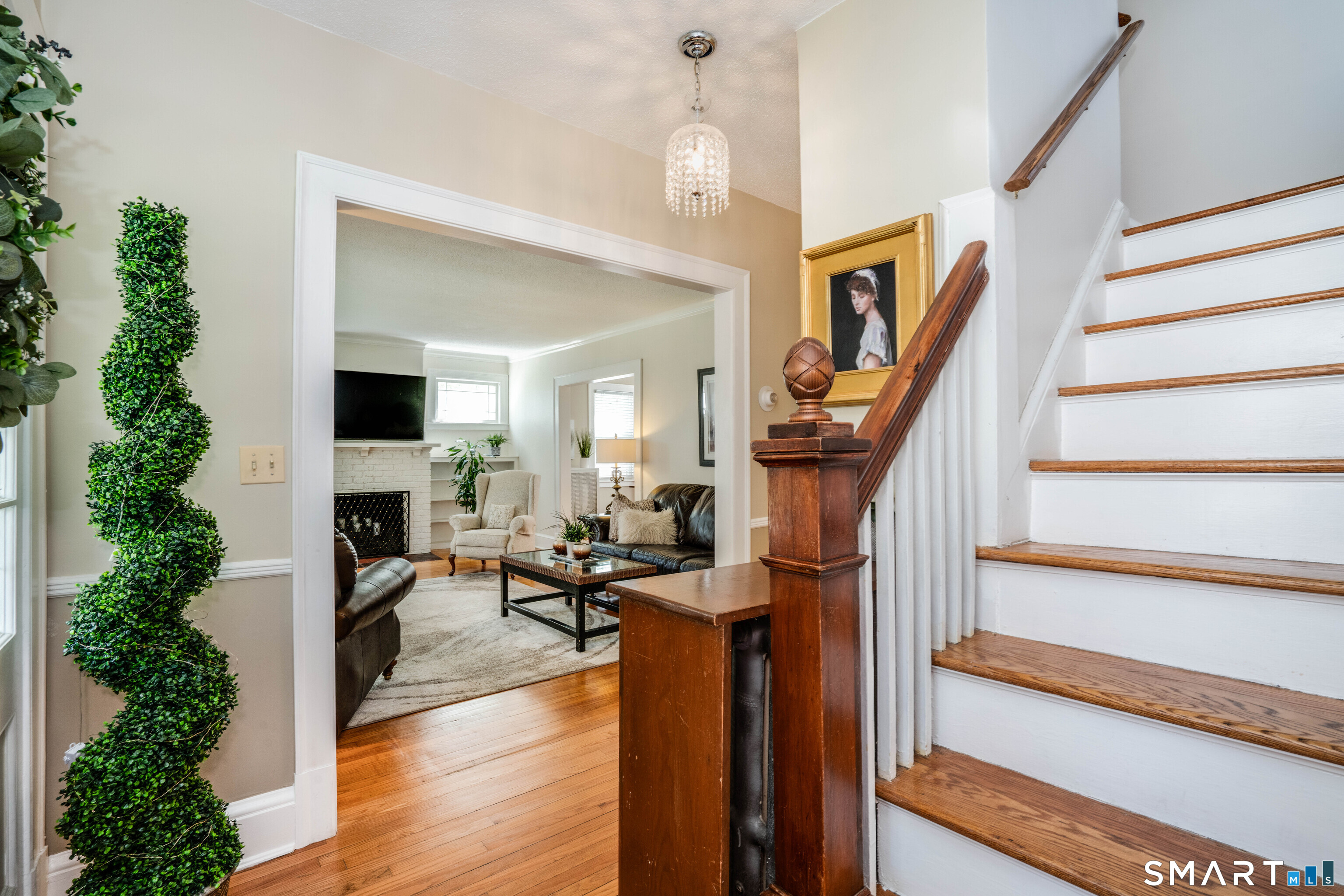 469 Fern Street West Hartford CT 06107
