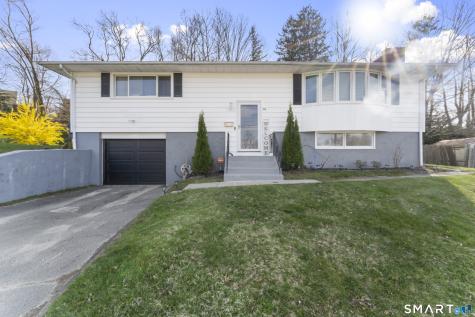 94 Cottage Grove Lane Waterbury CT 06706