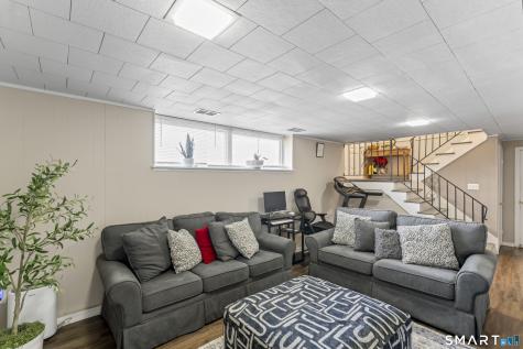 94 Cottage Grove Lane Waterbury CT 06706