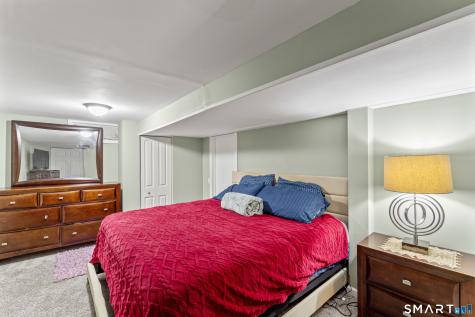 94 Cottage Grove Lane Waterbury CT 06706