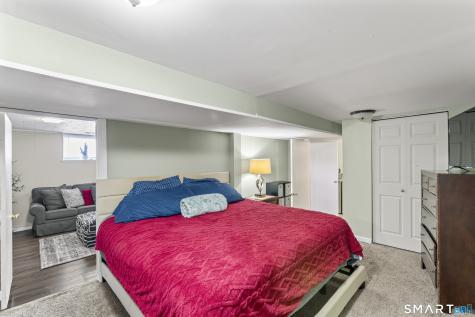 94 Cottage Grove Lane Waterbury CT 06706