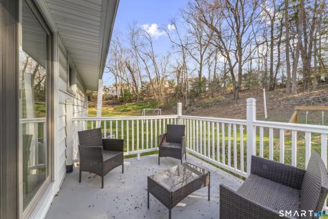 94 Cottage Grove Lane Waterbury CT 06706