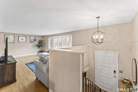 94 Cottage Grove Lane Waterbury CT 06706