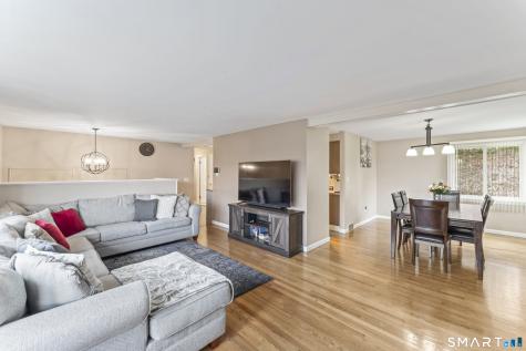 94 Cottage Grove Lane Waterbury CT 06706
