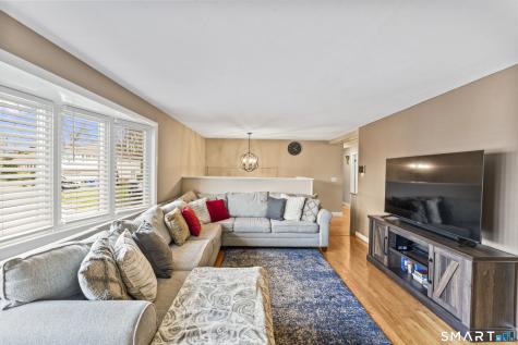 94 Cottage Grove Lane Waterbury CT 06706