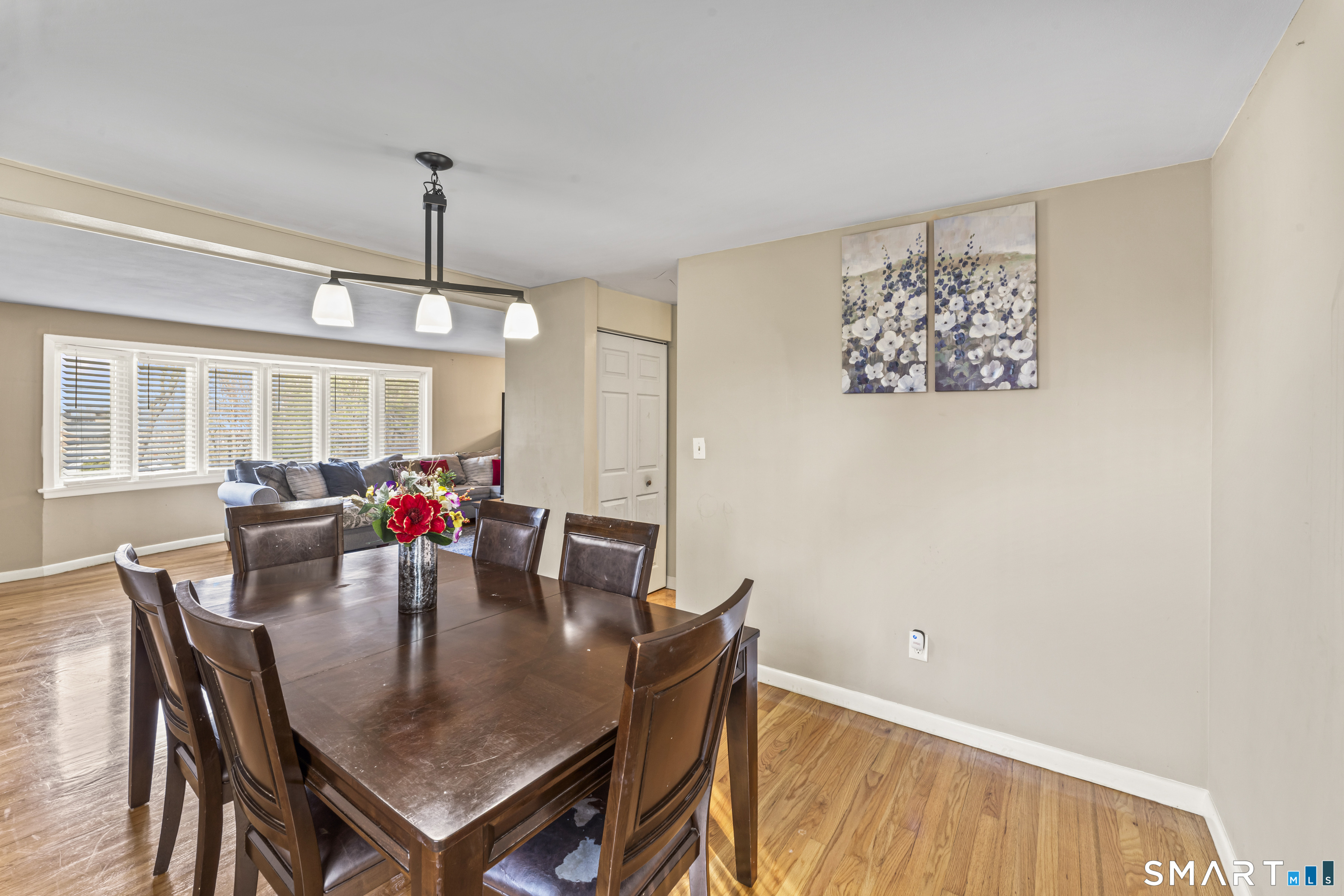 94 Cottage Grove Lane Waterbury CT 06706