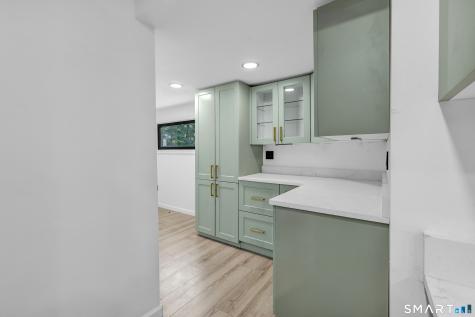 5167 Main Street Trumbull CT 06611