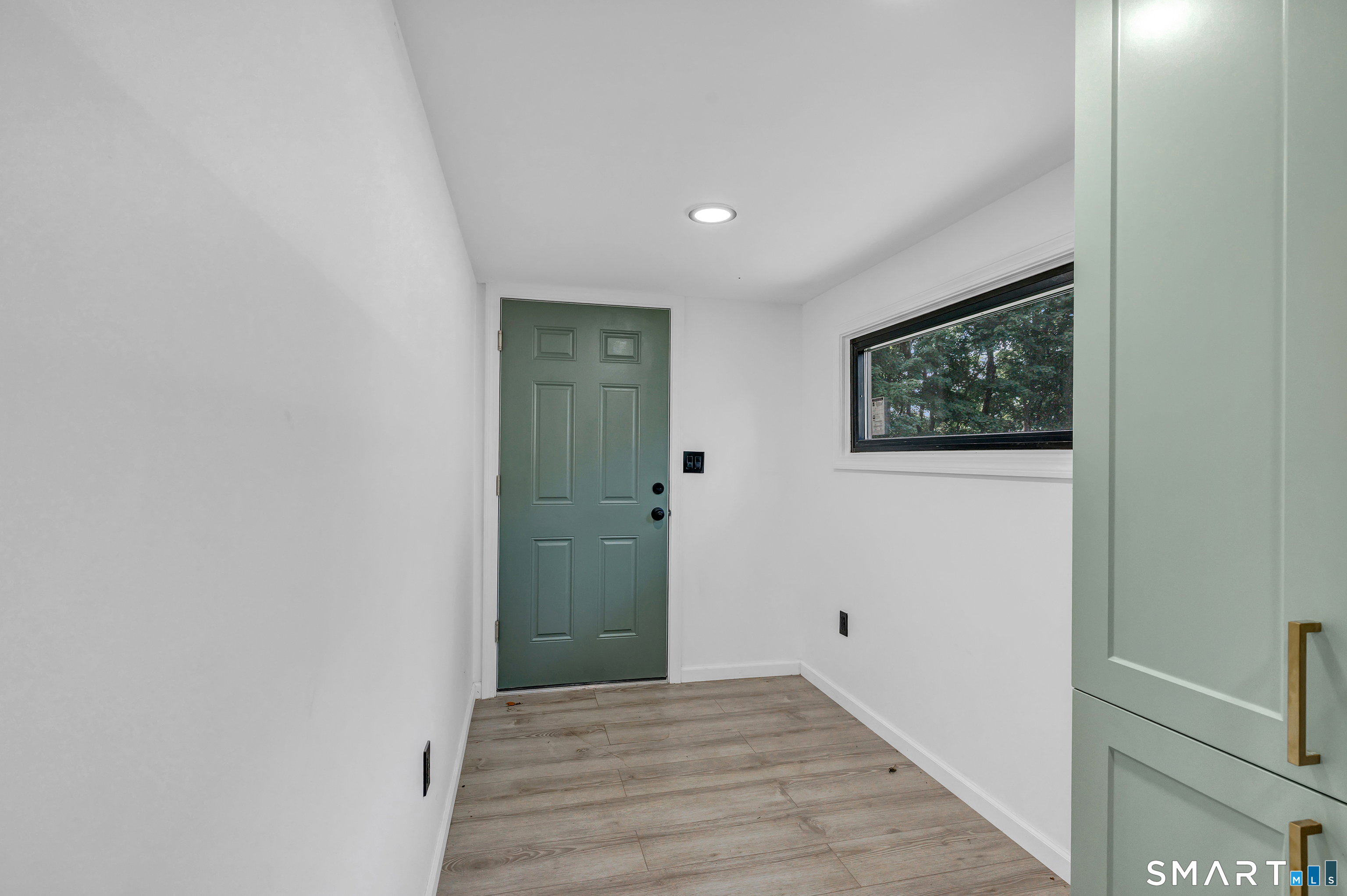5167 Main Street Trumbull CT 06611