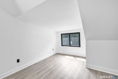 5167 Main Street Trumbull CT 06611