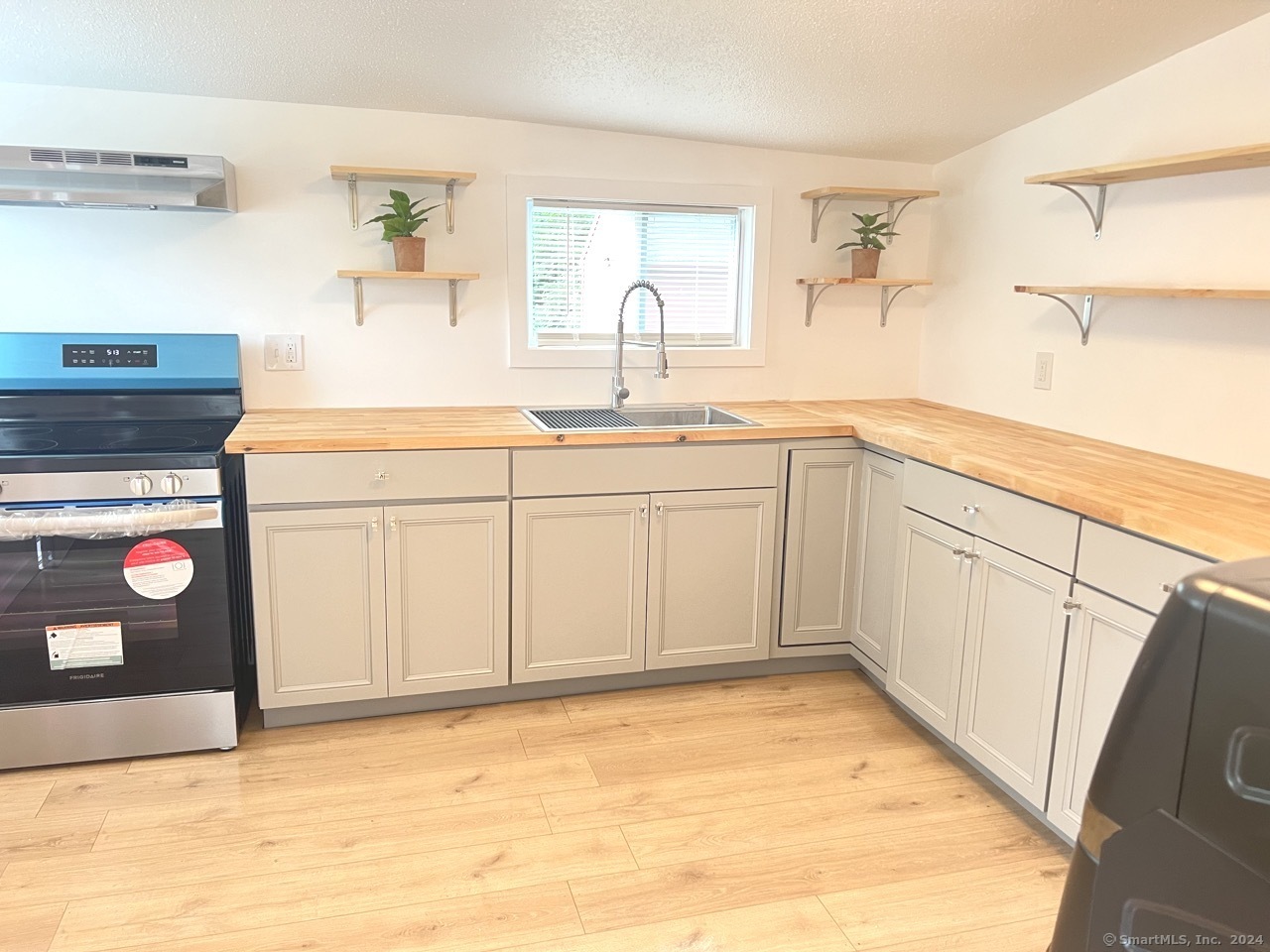 2 Old Willimantic Road Chaplin CT 06235