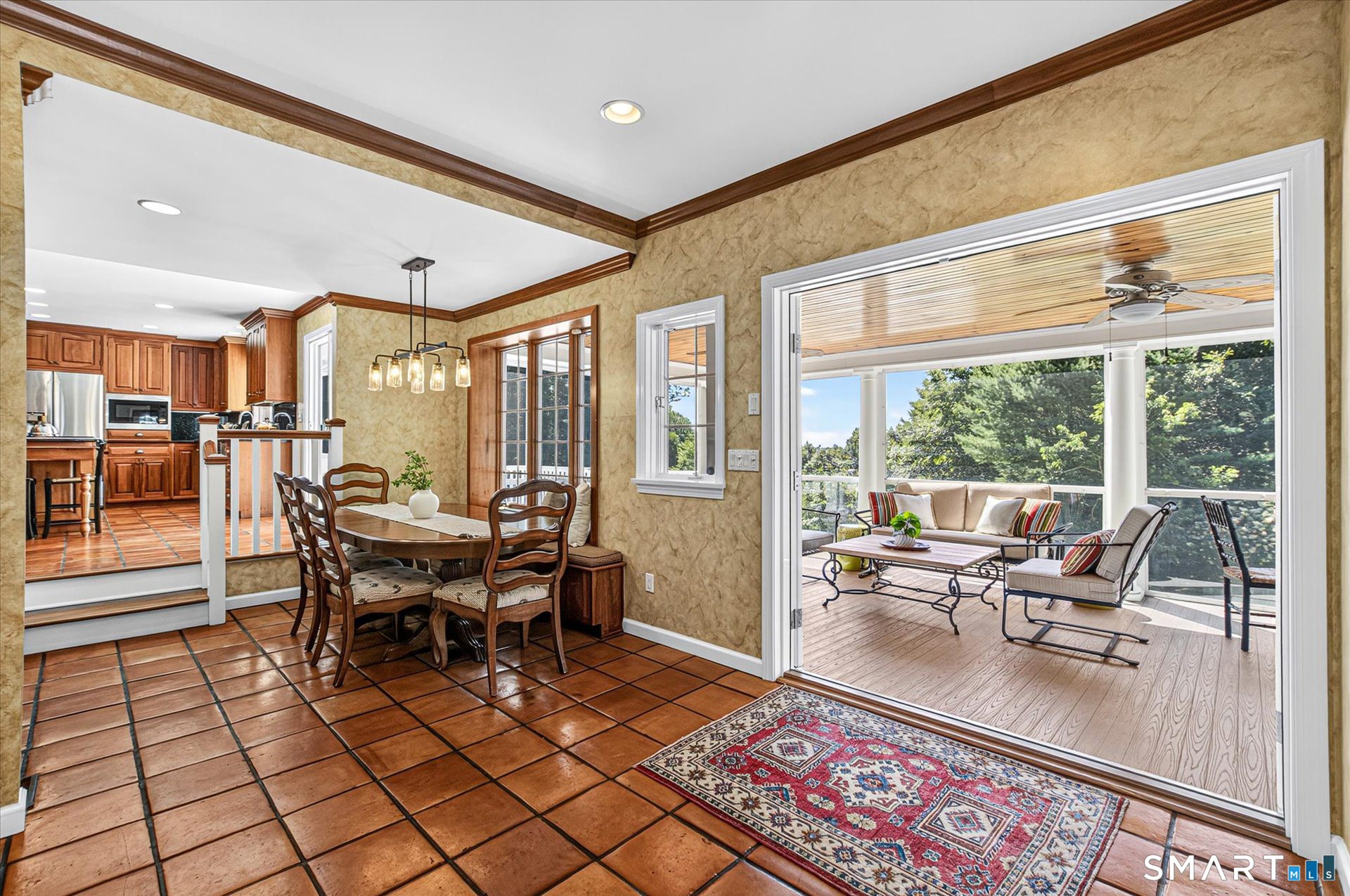 29 Pilfershire Lane Simsbury CT 06092