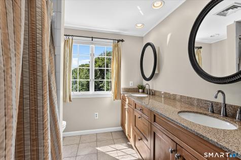 29 Pilfershire Lane Simsbury CT 06092