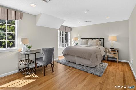 29 Pilfershire Lane Simsbury CT 06092