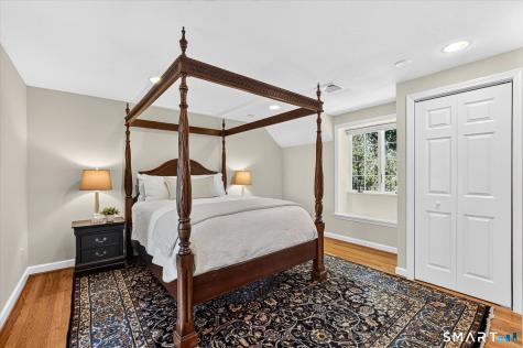 29 Pilfershire Lane Simsbury CT 06092