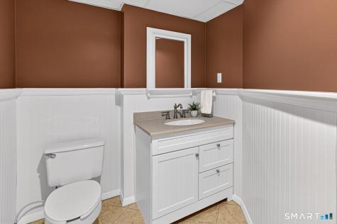 29 Pilfershire Lane Simsbury CT 06092