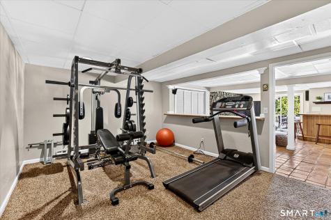 29 Pilfershire Lane Simsbury CT 06092
