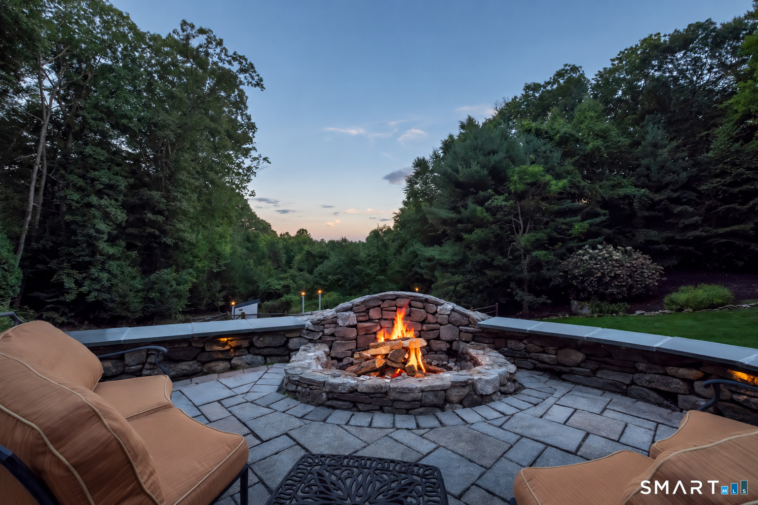 29 Pilfershire Lane Simsbury CT 06092
