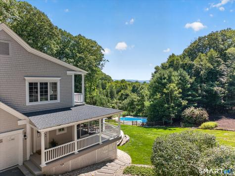 29 Pilfershire Lane Simsbury CT 06092