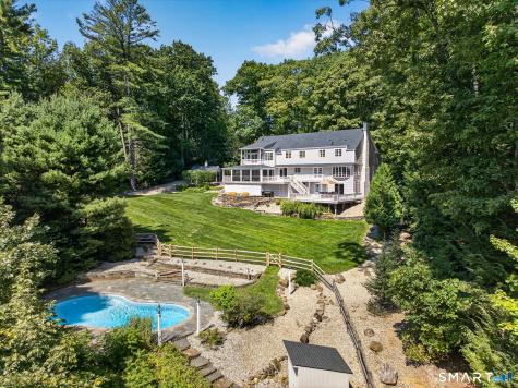 29 Pilfershire Lane Simsbury CT 06092
