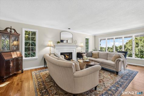 29 Pilfershire Lane Simsbury CT 06092