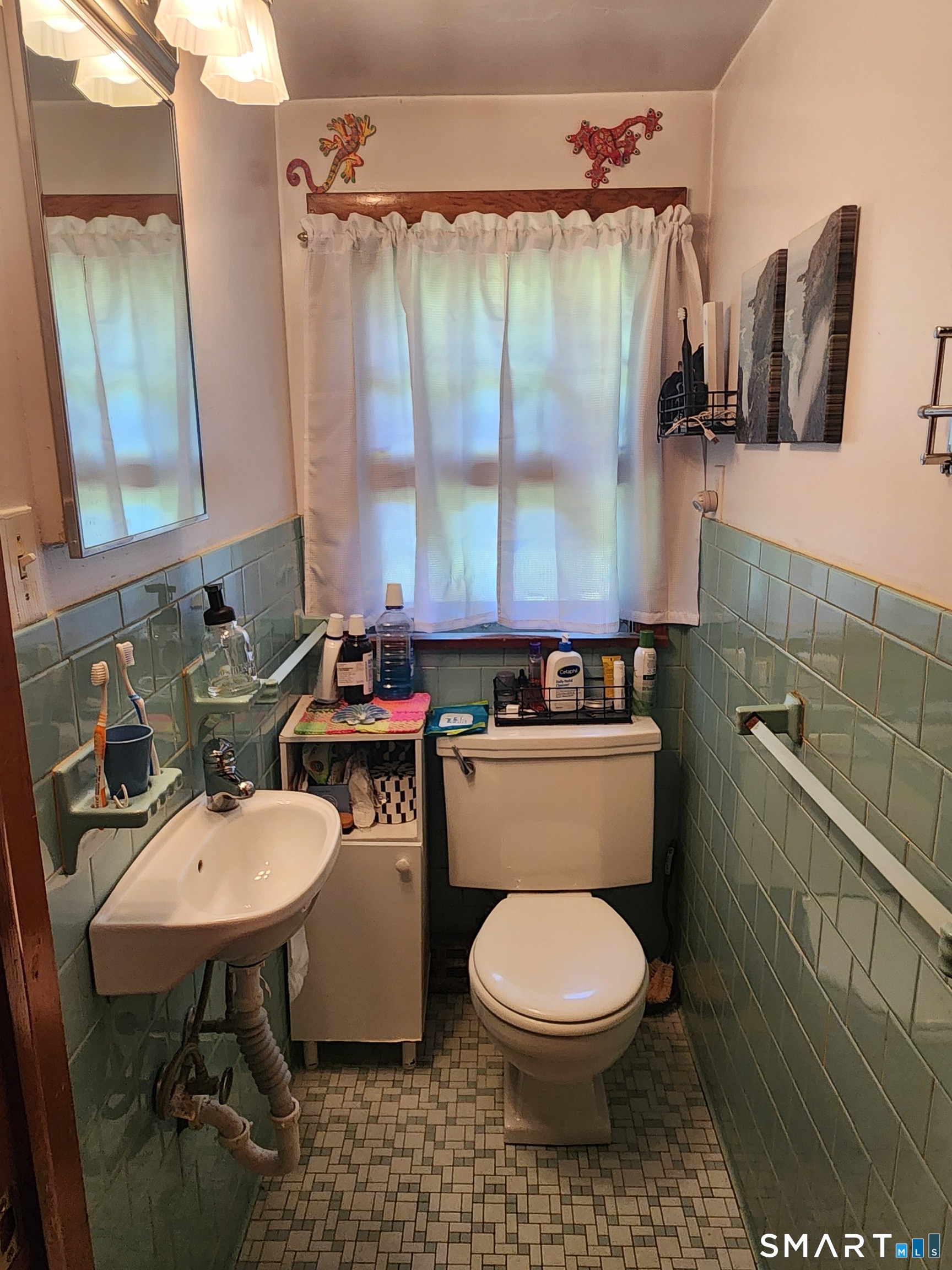 7 Pine Street Norwich CT 06360