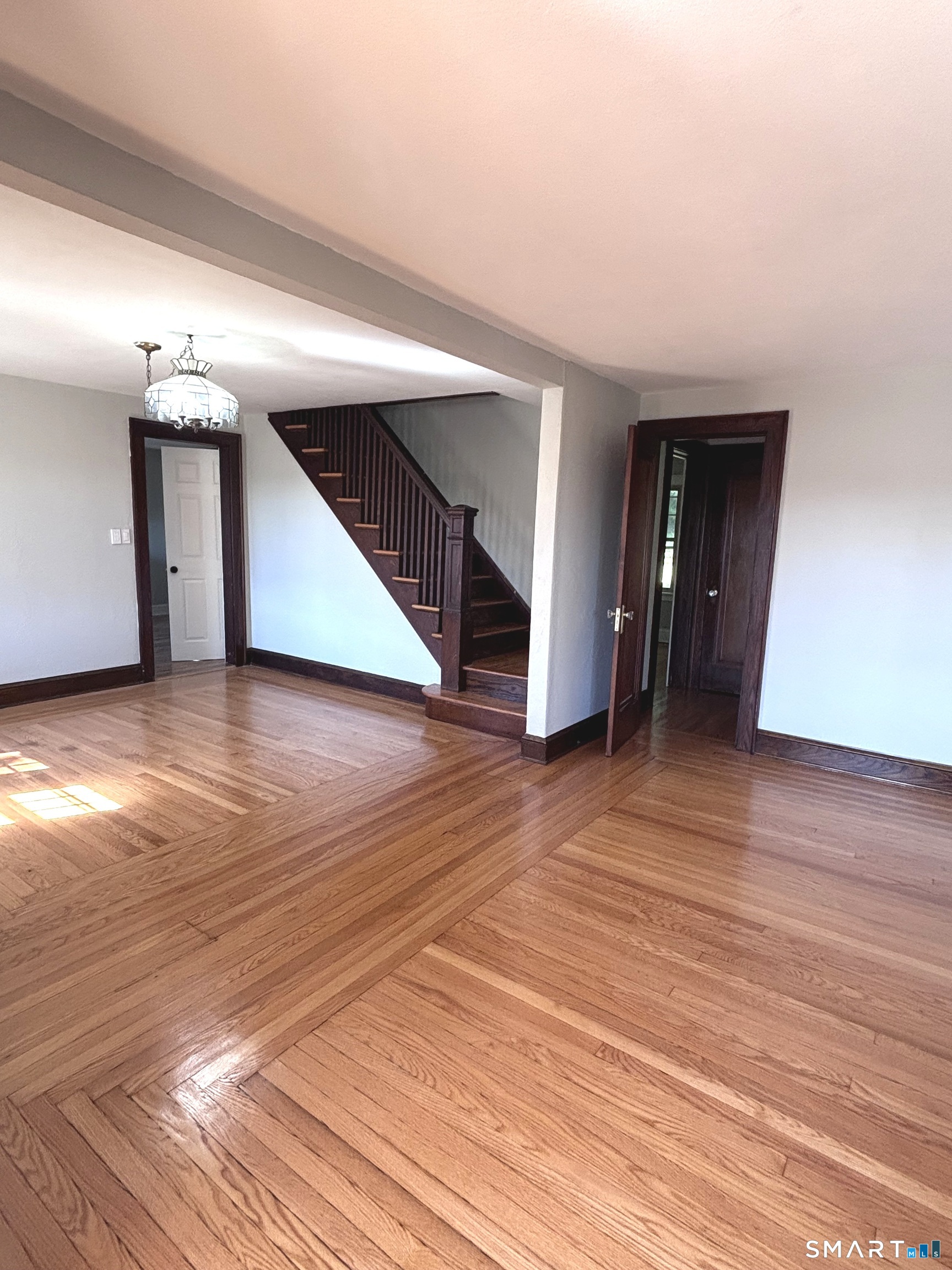 28 Savoy Street Hamden CT 06514