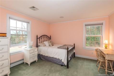 15 Sand Hill Road Simsbury CT 06089