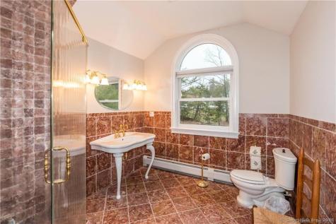 15 Sand Hill Road Simsbury CT 06089