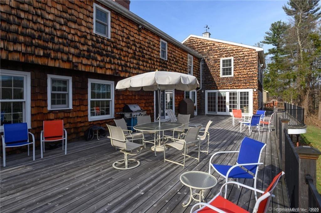 15 Sand Hill Road Simsbury CT 06089