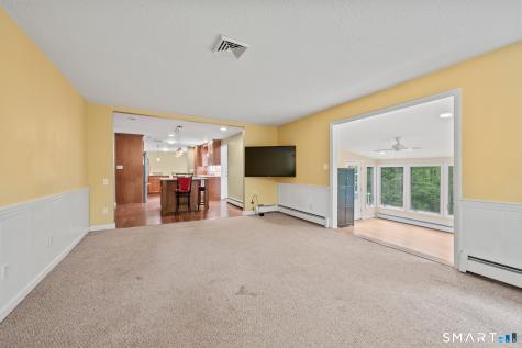 20 Saxton Brook Drive Simsbury CT 06070