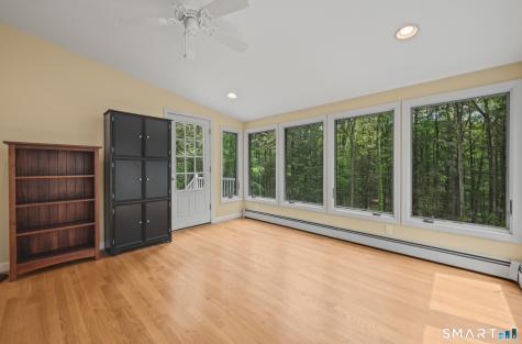 20 Saxton Brook Drive Simsbury CT 06070