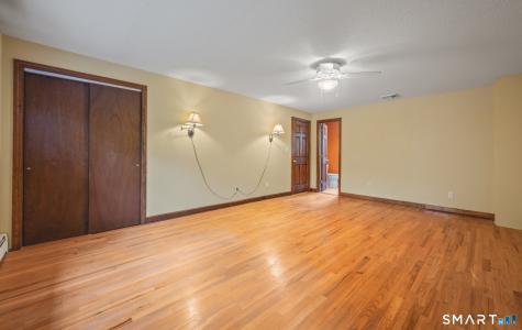 20 Saxton Brook Drive Simsbury CT 06070