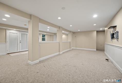 20 Saxton Brook Drive Simsbury CT 06070