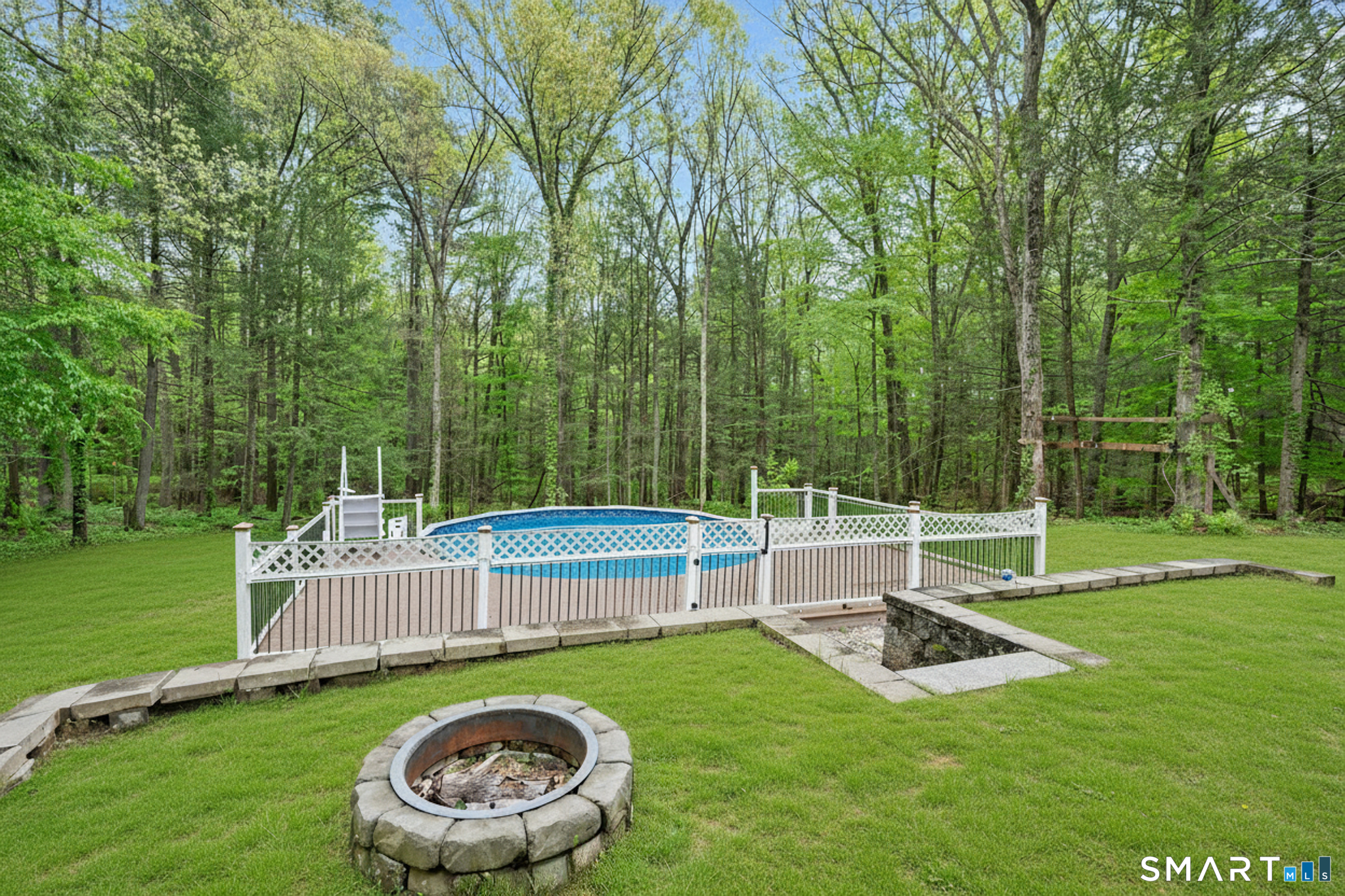 20 Saxton Brook Drive Simsbury CT 06070
