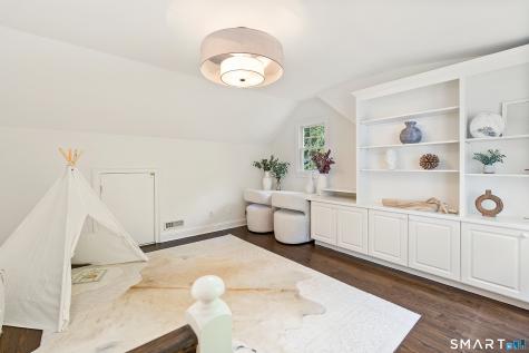 93 West Avenue Darien CT 06820