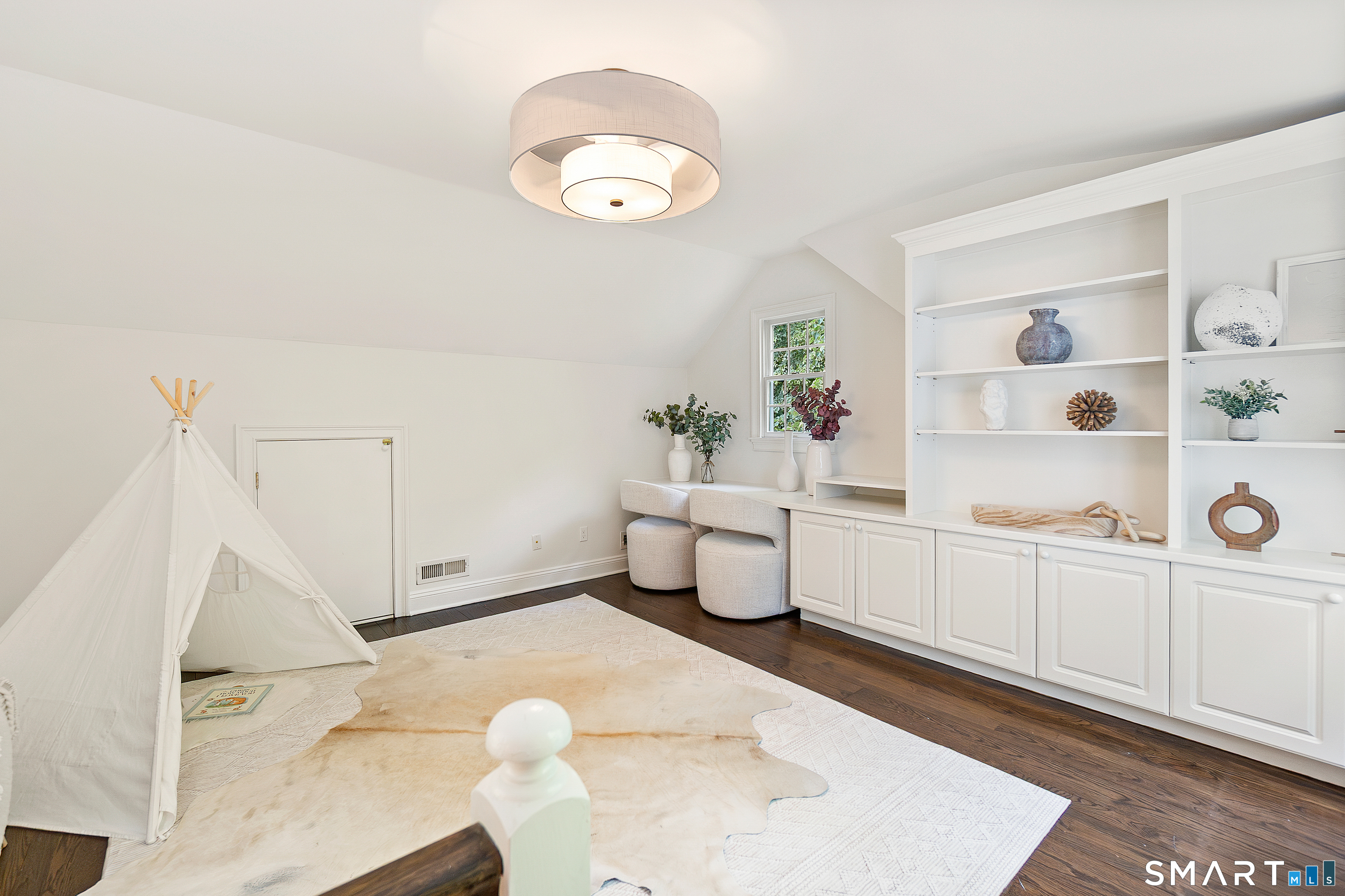 93 West Avenue Darien CT 06820