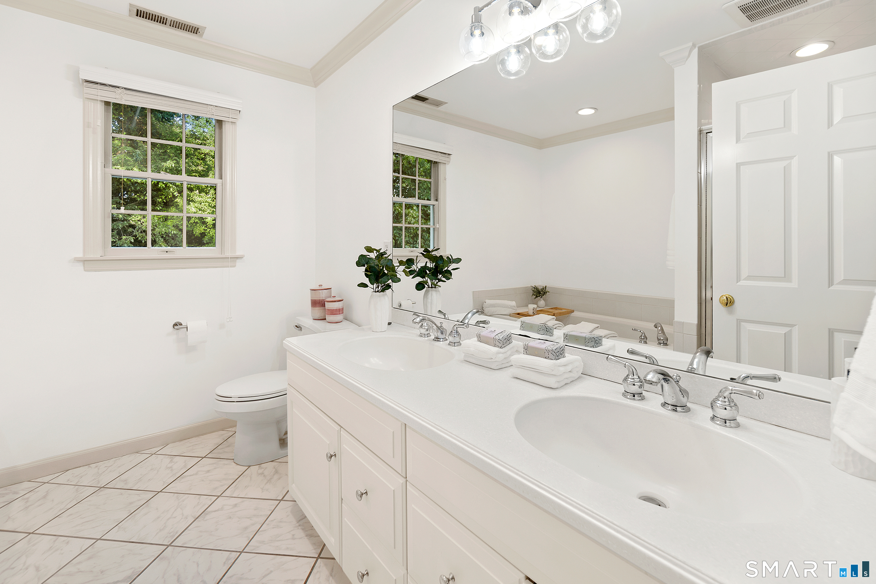 93 West Avenue Darien CT 06820