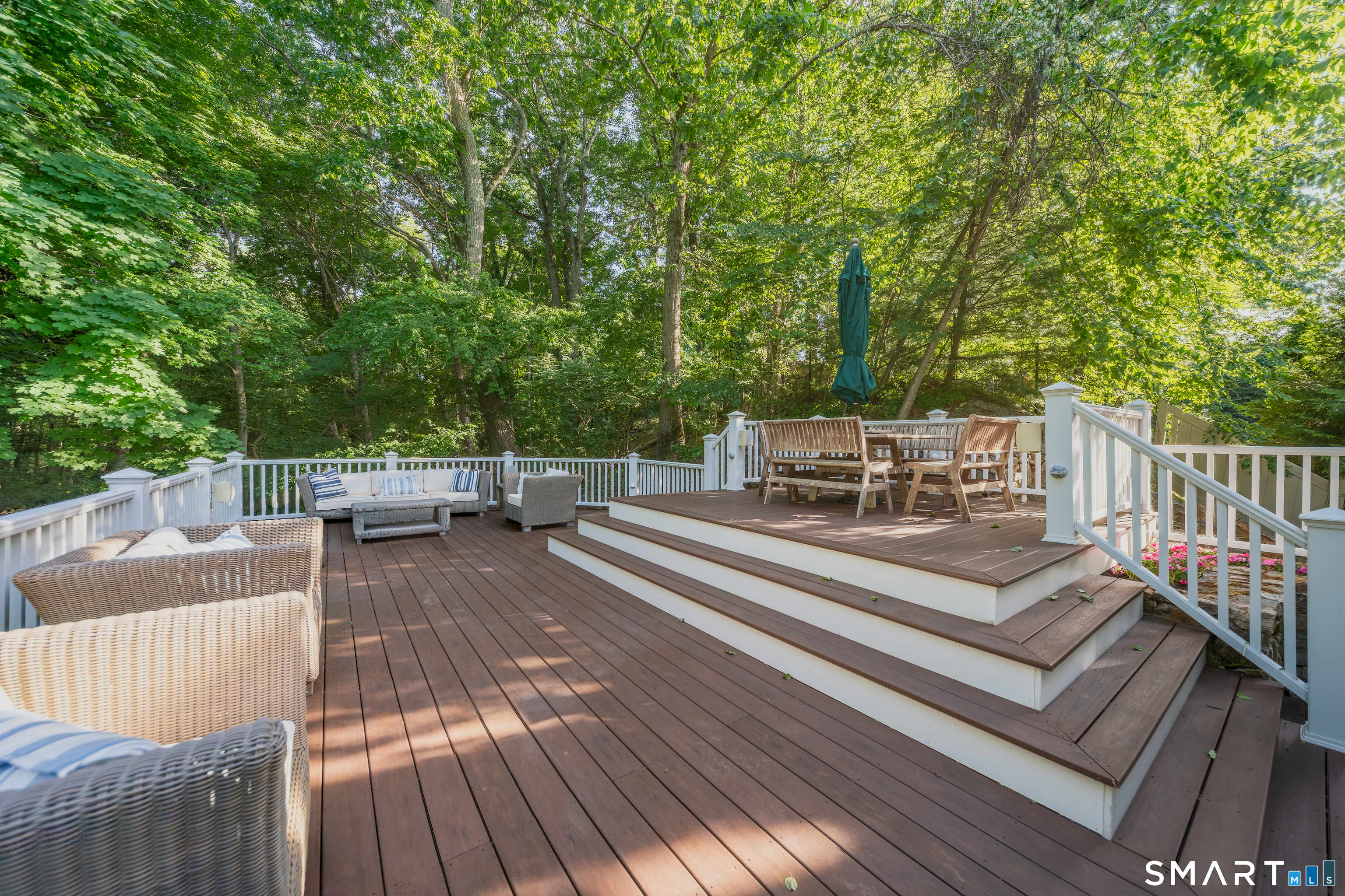 93 West Avenue Darien CT 06820