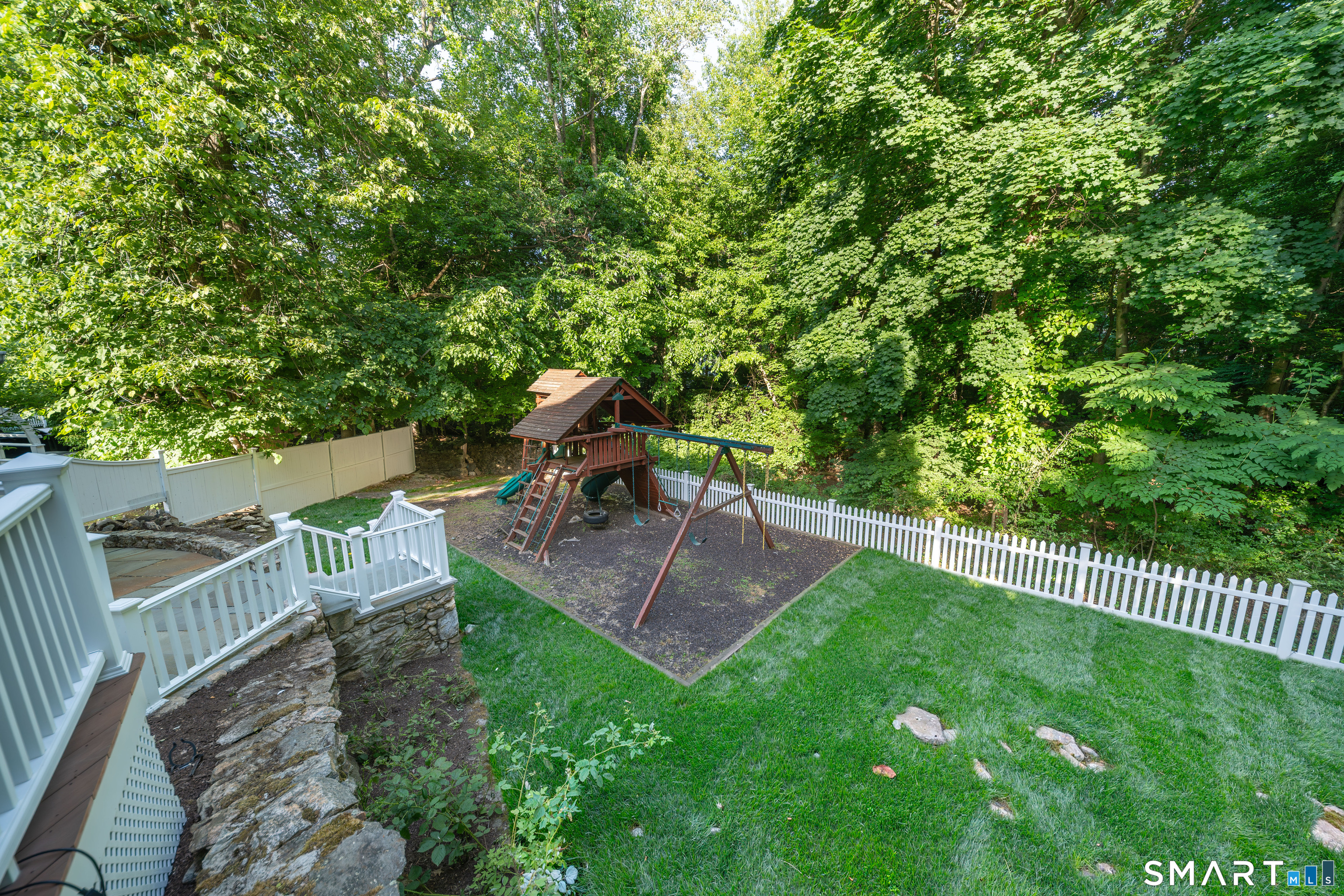 93 West Avenue Darien CT 06820