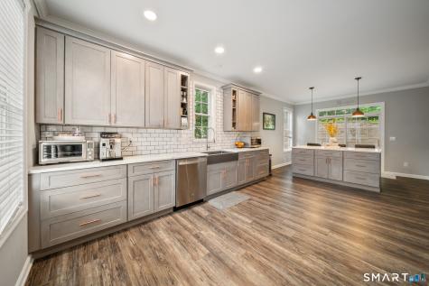 25 Independence Circle Southbury CT 06488