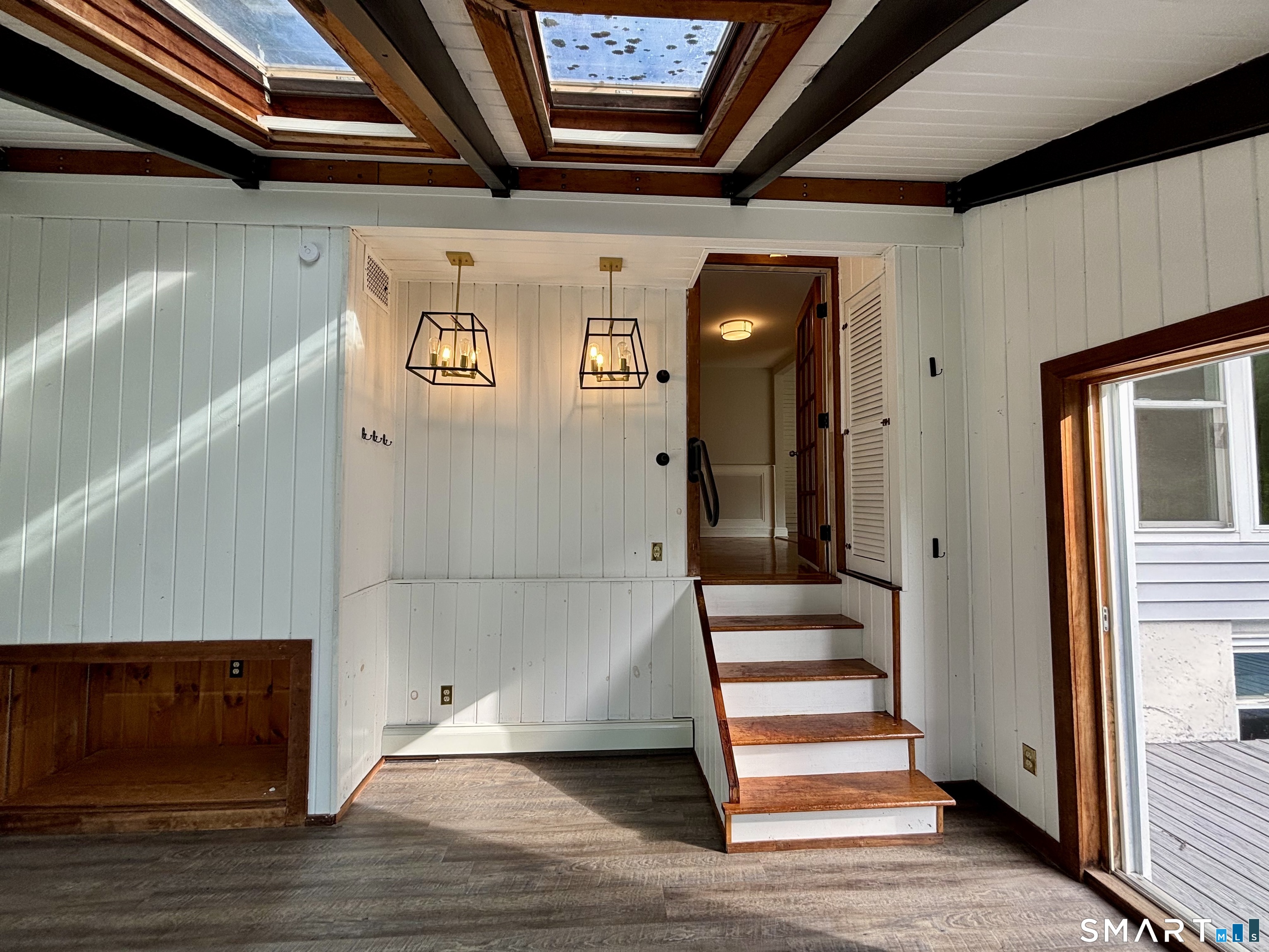 13 Black Oak Drive East Lyme CT 06333