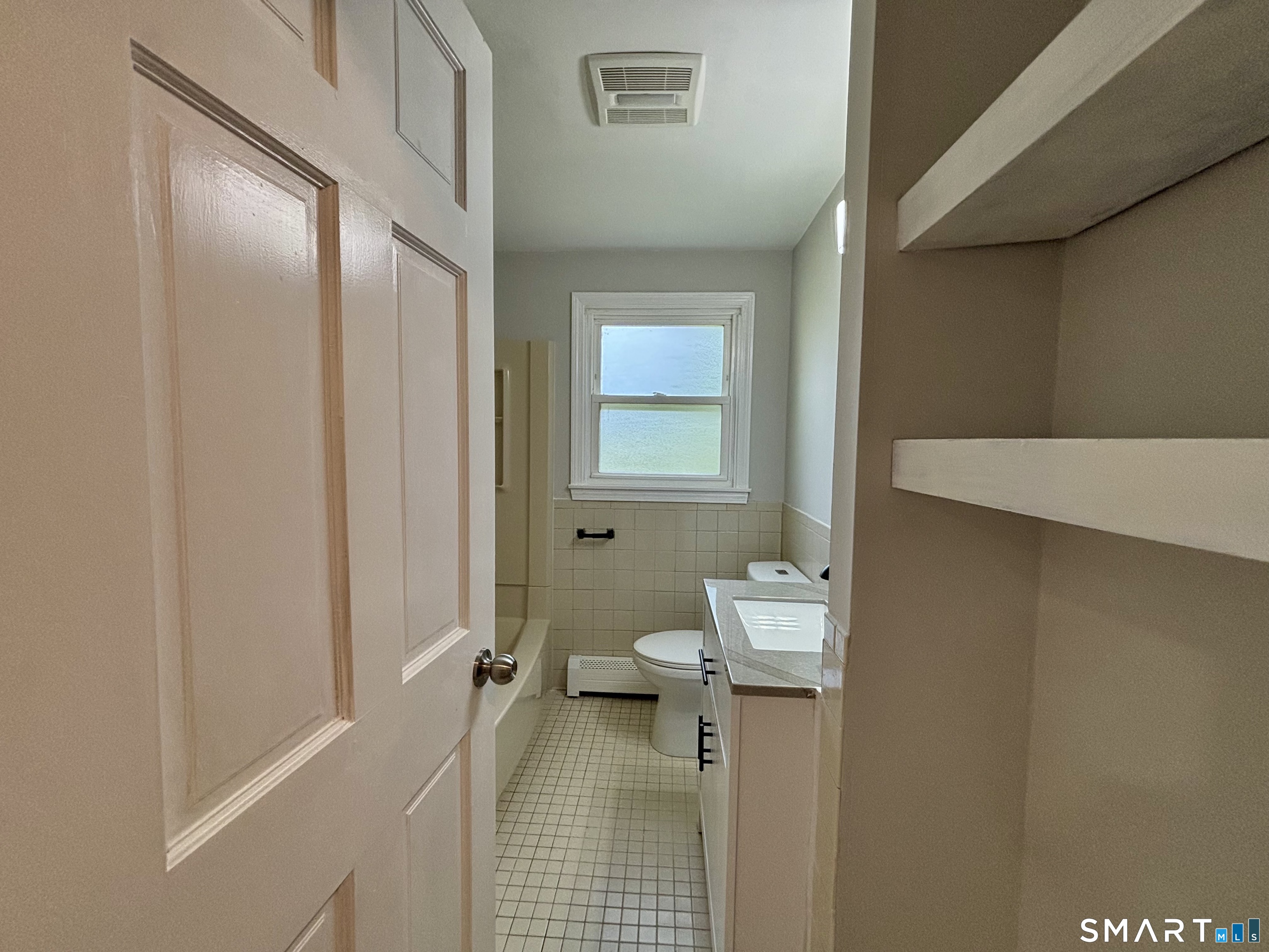 13 Black Oak Drive East Lyme CT 06333