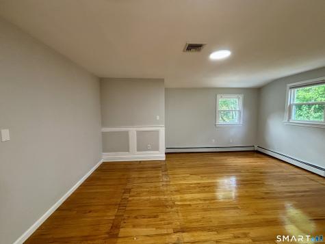 13 Black Oak Drive East Lyme CT 06333