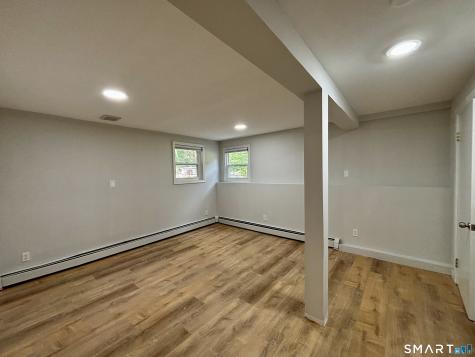 13 Black Oak Drive East Lyme CT 06333