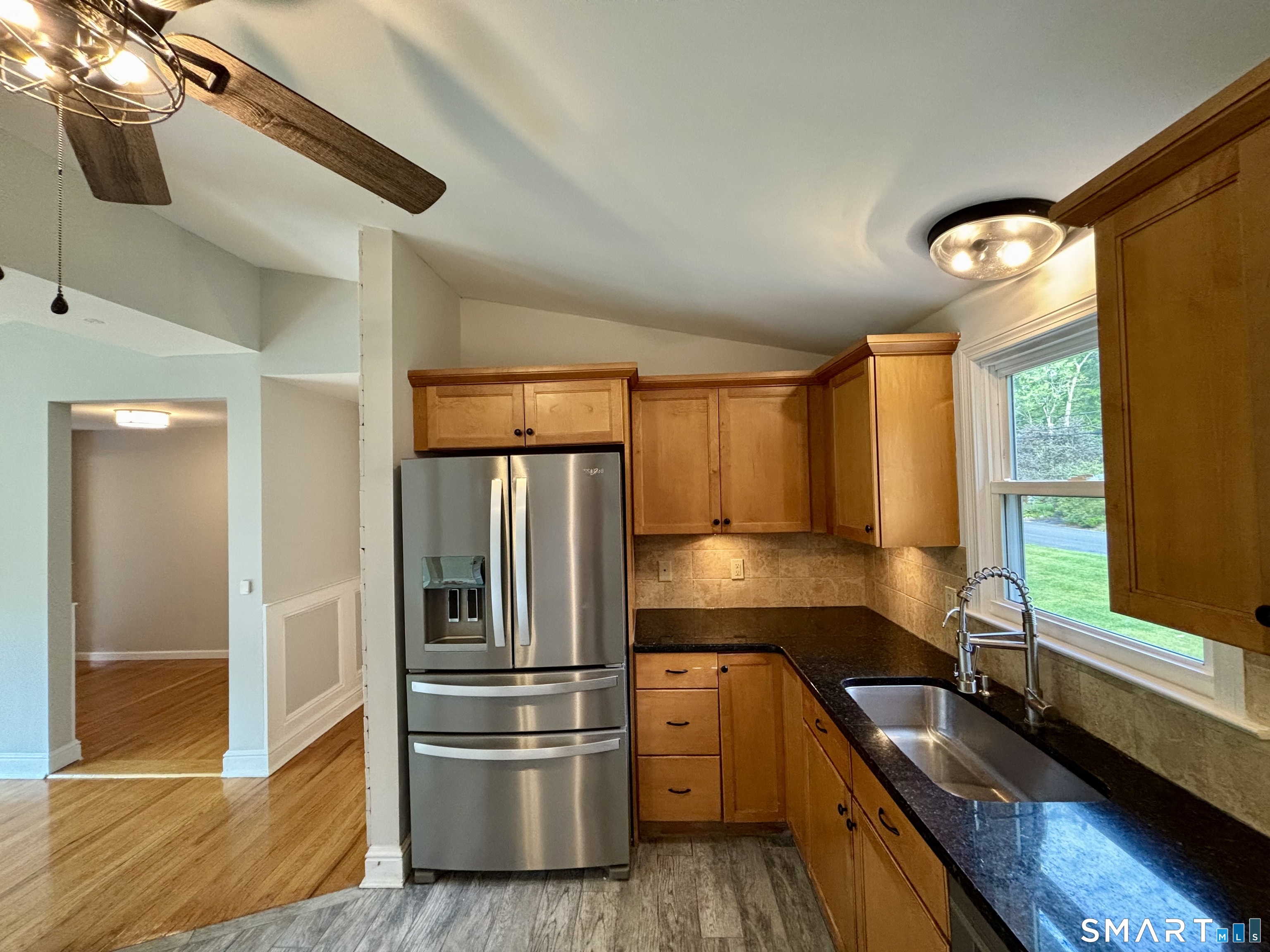13 Black Oak Drive East Lyme CT 06333